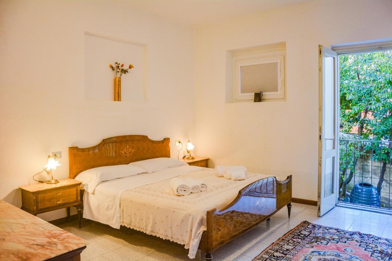 Bellagio Villas Lezzeno Bagian luar foto